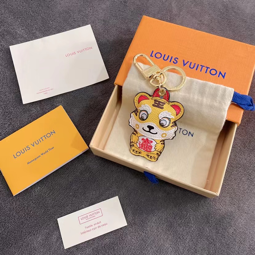 Replica Louis Vuitton Tiger Bag Charm And Key Holder L012 - Image 3