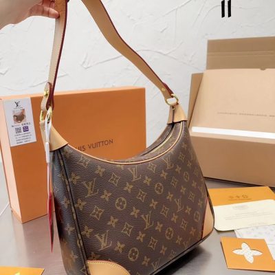 Alternative view of Replica Louis Vuitton Monogram Boulogne 30 Shoulder Bag M51265