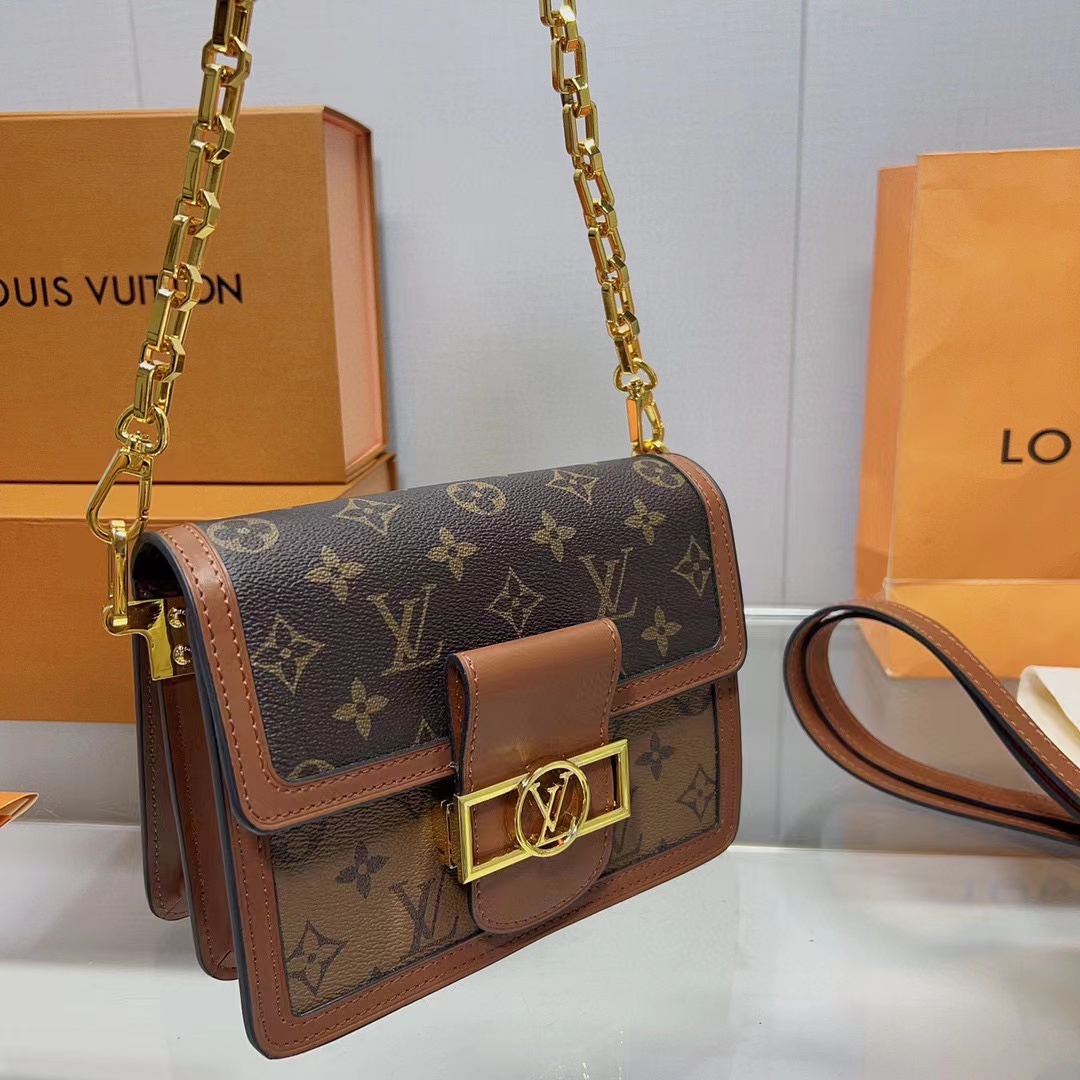 Replica Louis Vuitton Mini Dauphine M44580 - Image 5