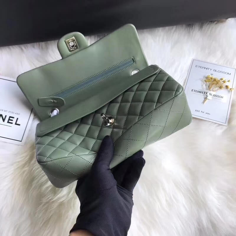 Replica Chanel 1112 Green Medium Size 2.55 Lambskin Leather Flap Bag - Image 5