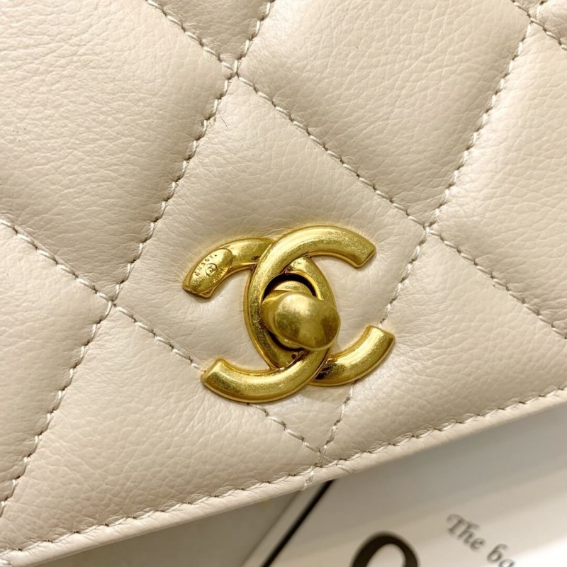 Replica Chanel Calf Leather Single Flap Bag As8869 - Image 3