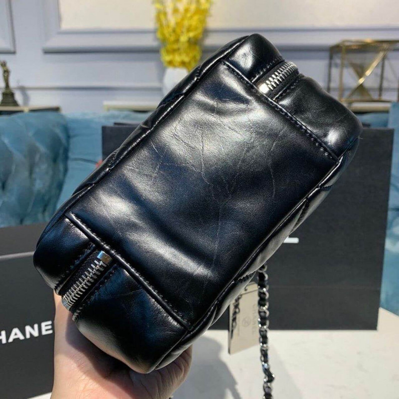 Replica Chanel Camera Case Bag 18Cm As1323 - Image 4