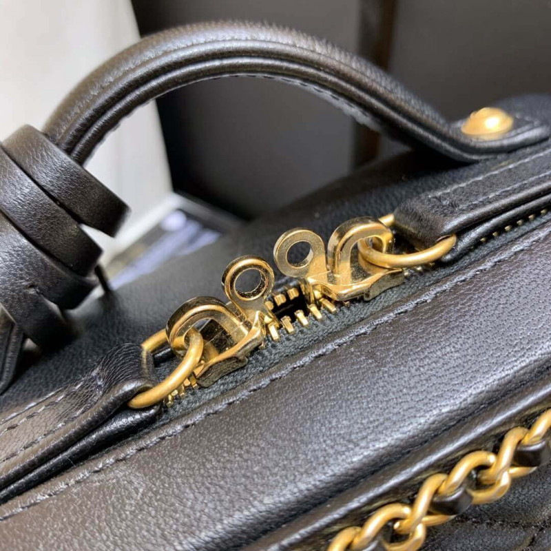 Replica Chanel Chain Around Cc Filigree Small Vanity Bag As1785 - Image 12