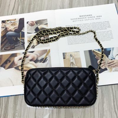 Alternative view of Replica Chanel Chain Bag 86060