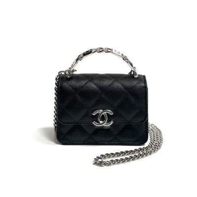 Replica Chanel Enamel Handle Clutch With Chain In Grained Calfskin Ap2758