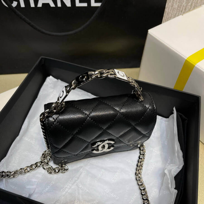 Replica Chanel Enamel Handle Clutch With Chain In Grained Calfskin Ap2758 - Image 8