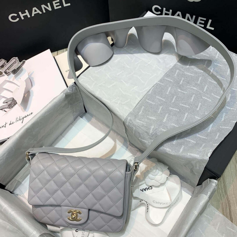 Replica Chanel Flap Bag As1430 - Image 6