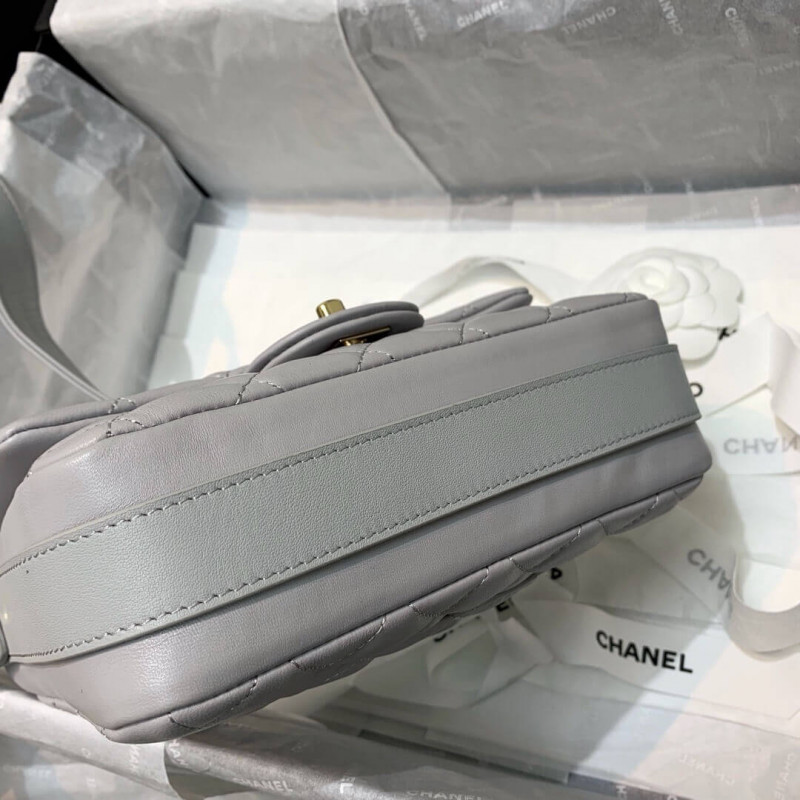 Replica Chanel Flap Bag As1430 - Image 8