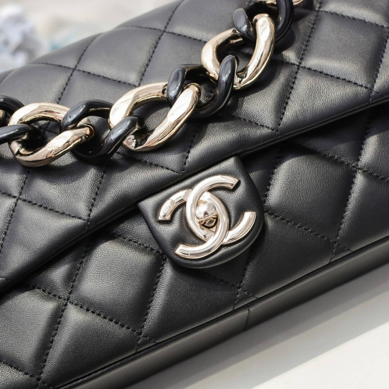 Replica Chanel Flap Bag With Large Bi-Color Chain As1354 - Image 8