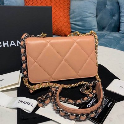 Alternative view of Replica Chanel Goatskin Quilted 19 Woc Flap Bag On Chain 422740