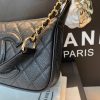 Best Replicas Bags - Chanel Grained Leather Hobo Bag B01960 Best Louis Vuitton LV Replica Bags On Sales
