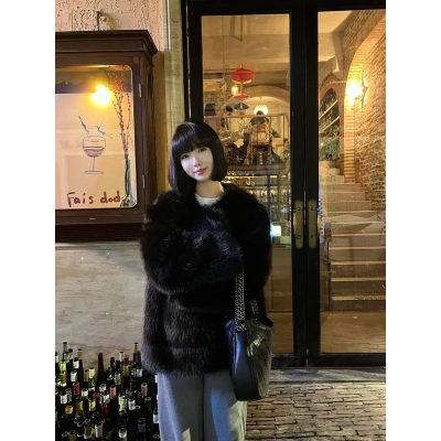 Alternative view of Replica Chanel Hobo Bag In Lambskin As3153 Black