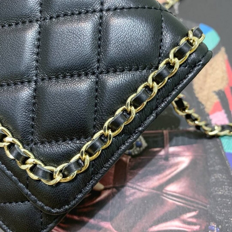 Replica Chanel Lambskin Chain Bag 86058 - Image 4