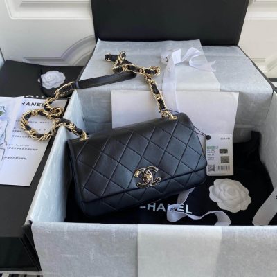 Replica Chanel Lambskin Medium Flap Bag As2318