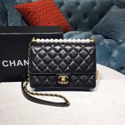 Alternative view of Replica Chanel Pearl Chain Flap Bag As0585