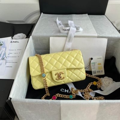 Alternative view of Replica Chanel Resin Flap Bag As2380