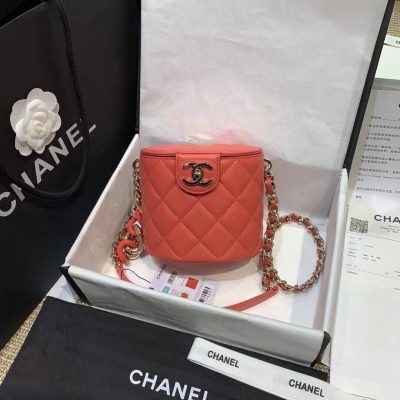 Alternative view of Replica Chanel Round Vanity Case As1355