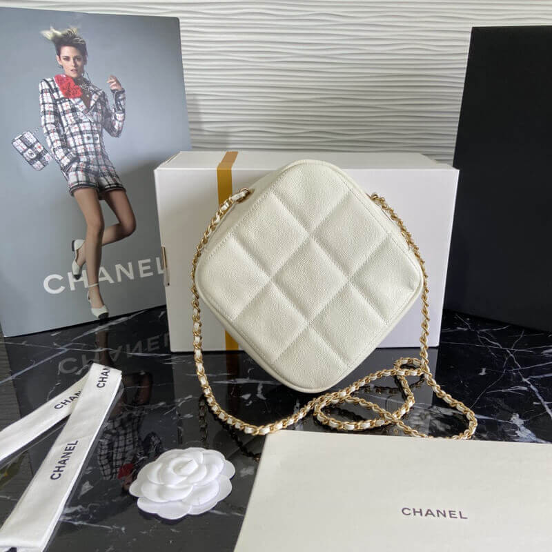 Replica Chanel Small Diamond Bag As2201 In Grained Calfskin - Image 4