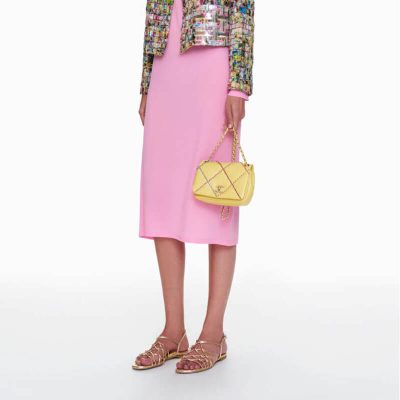 Alternative view of Replica Chanel Small Entwined Chain Bag As2382