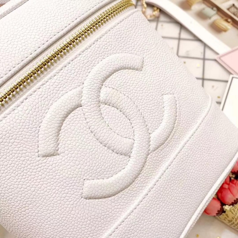 Replica Chanel Vintage Caviar Vanity Cosmetic Bag A12 - Image 5