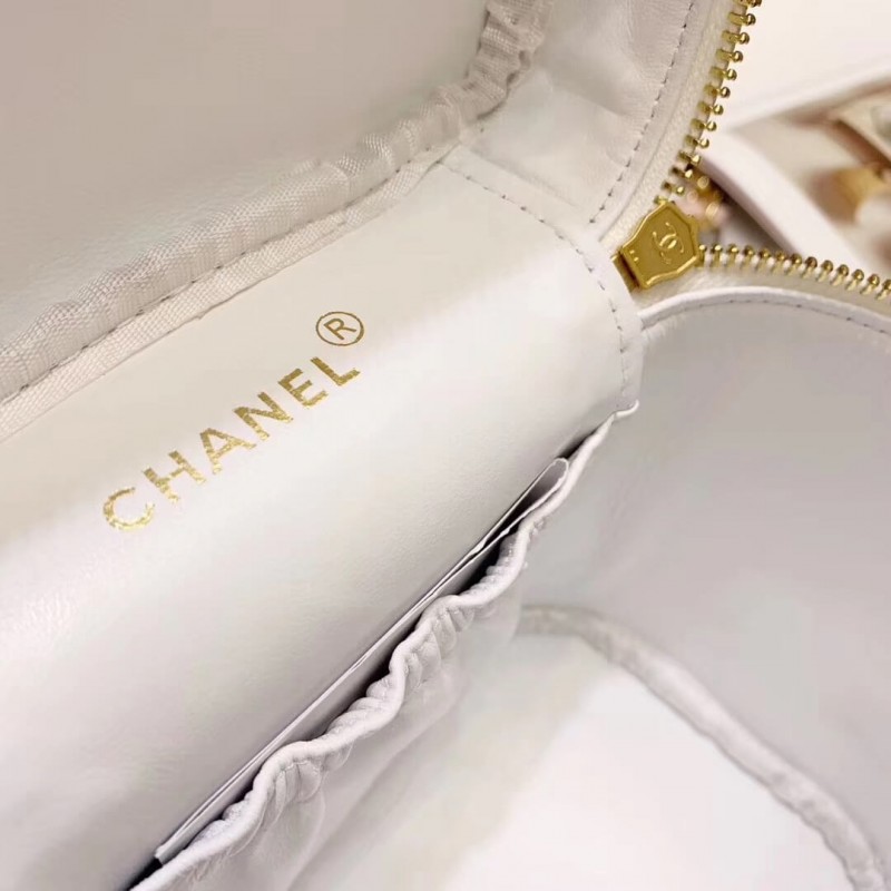Replica Chanel Vintage Caviar Vanity Cosmetic Bag A12 - Image 9
