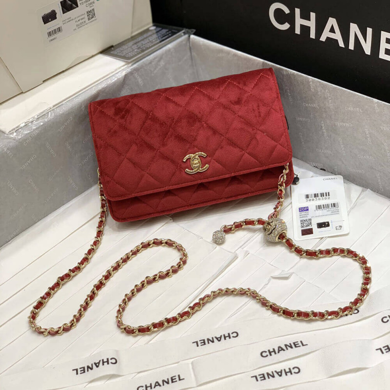 Replica Chanel Woc With Cc Details On Strap Ap1450 In Velvet - Image 8