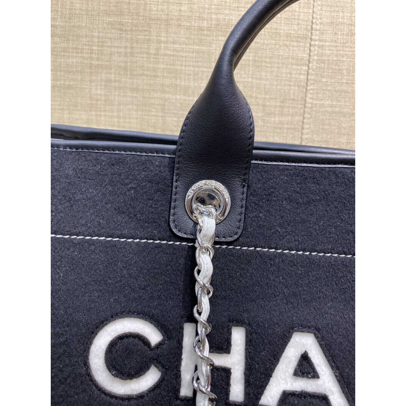 Replica Chanel Wool Felt Deauville Shopping Bag A60598 Black/White - Image 4