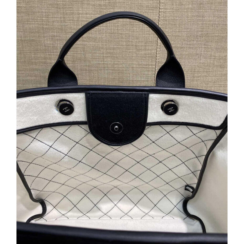 Replica Chanel Wool Felt Deauville Shopping Bag A60598 Black/White - Image 8