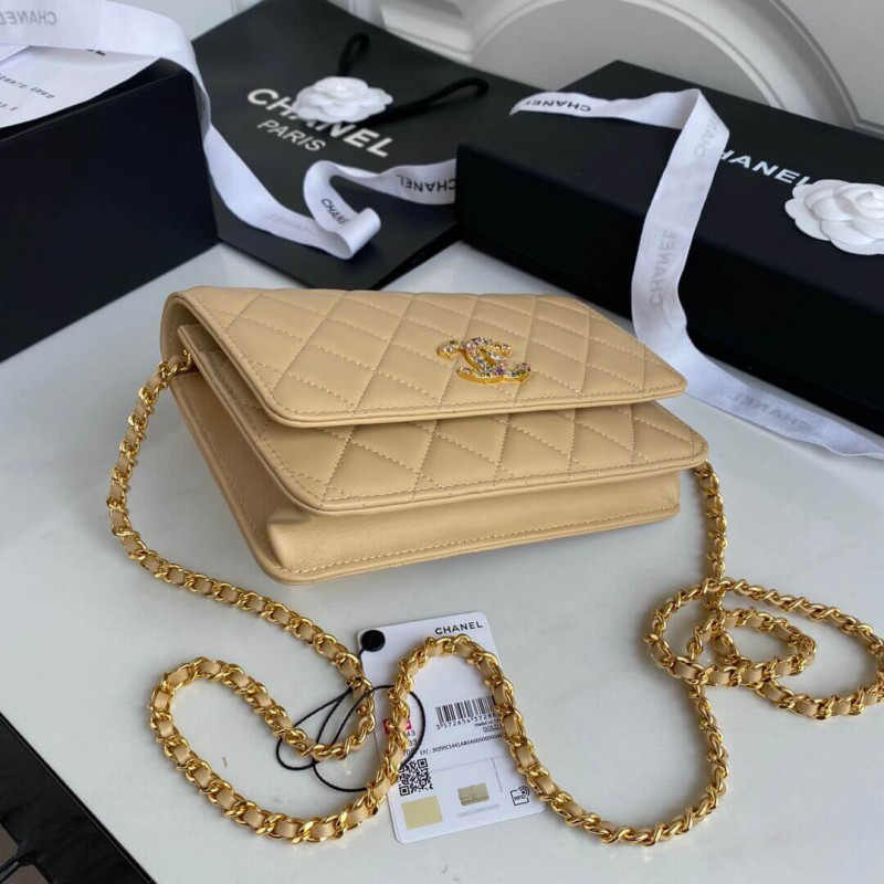 Replica Chanel Zirconium Crystal Cc Logo Wallet On Chain Ap1943 - Image 4
