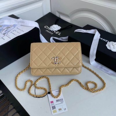 Replica Chanel Zirconium Crystal Cc Logo Wallet On Chain Ap1943