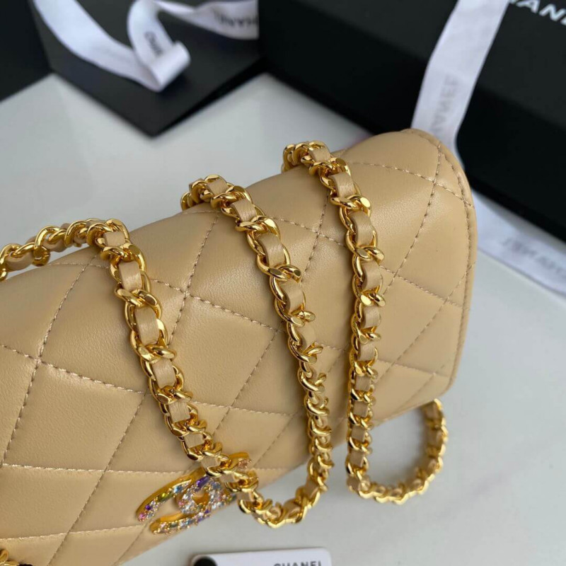 Replica Chanel Zirconium Crystal Cc Logo Wallet On Chain Ap1943 - Image 6