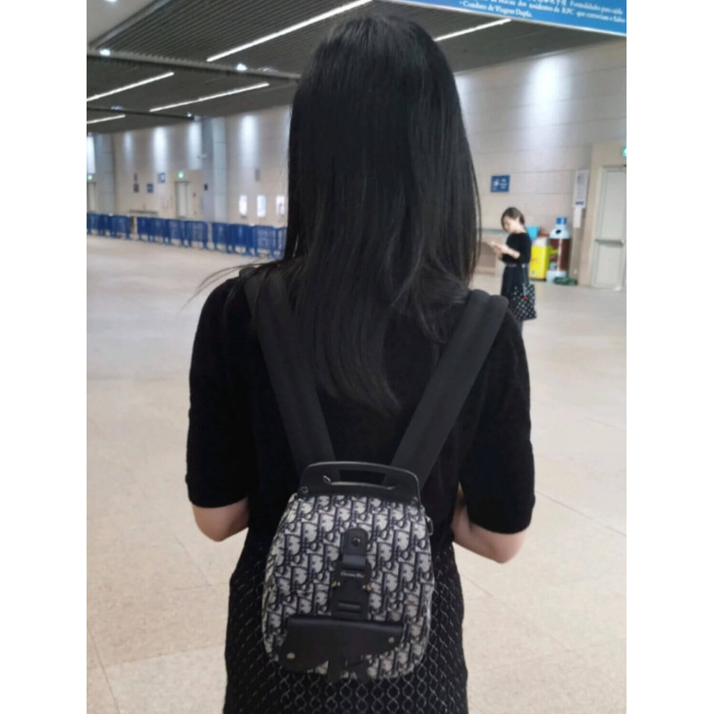 Replica Christian Dior Mini Saddle Backpack Navy Blue Dior Oblique Jacquard 1Ad086 - Image 6