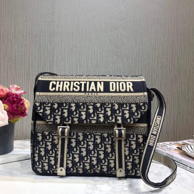 Alternative view of Replica Christian Dior Oblique Embroidery Diorcamp Bag M1291