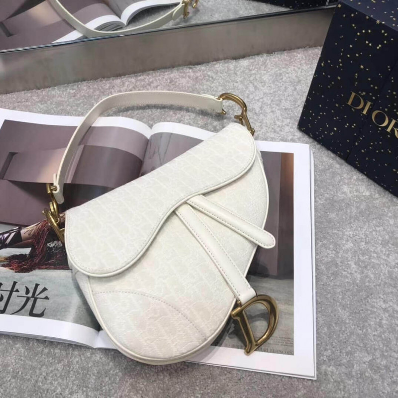 Replica Christian Dior Saddle Bag Ecru Ultramatte Calfskin M0446 - Image 2