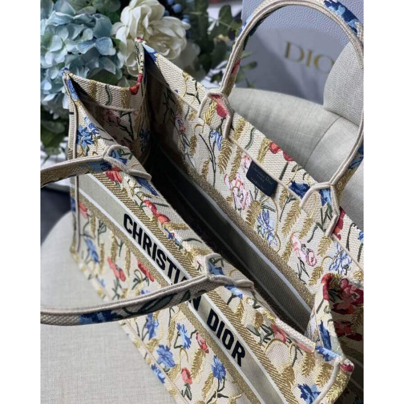 Replica Dior Book Tote In Hibiscus Metallic Thread Embroidery M1286 - Image 9
