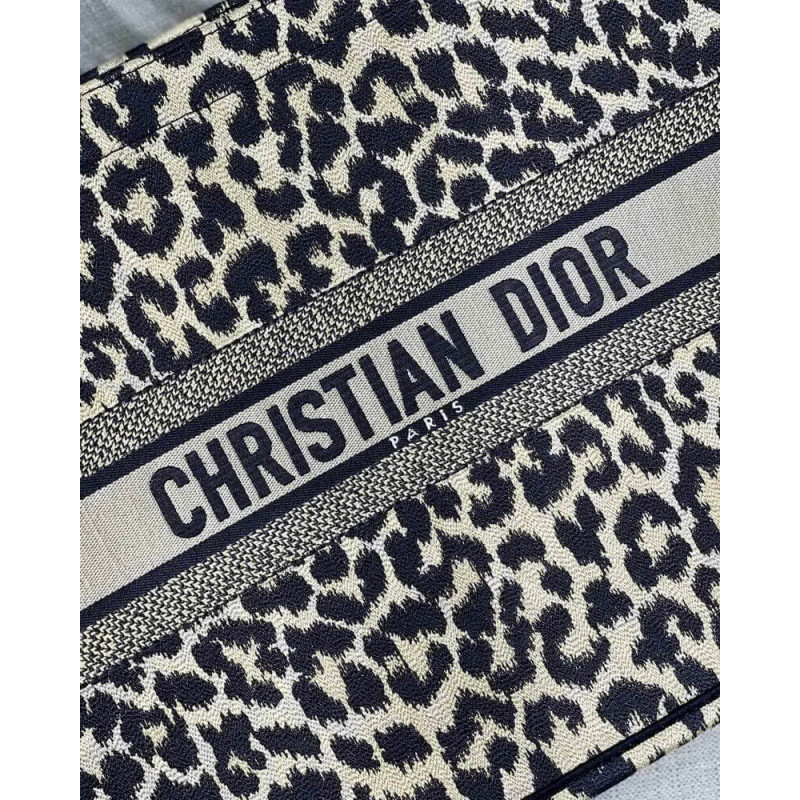 Replica Dior Book Tote Ricamo Mizza Beige Multicolore M1286 - Image 5