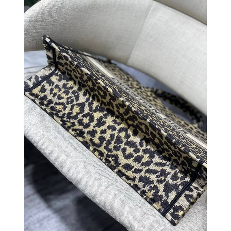Replica Dior Book Tote Ricamo Mizza Beige Multicolore M1286 - Image 10