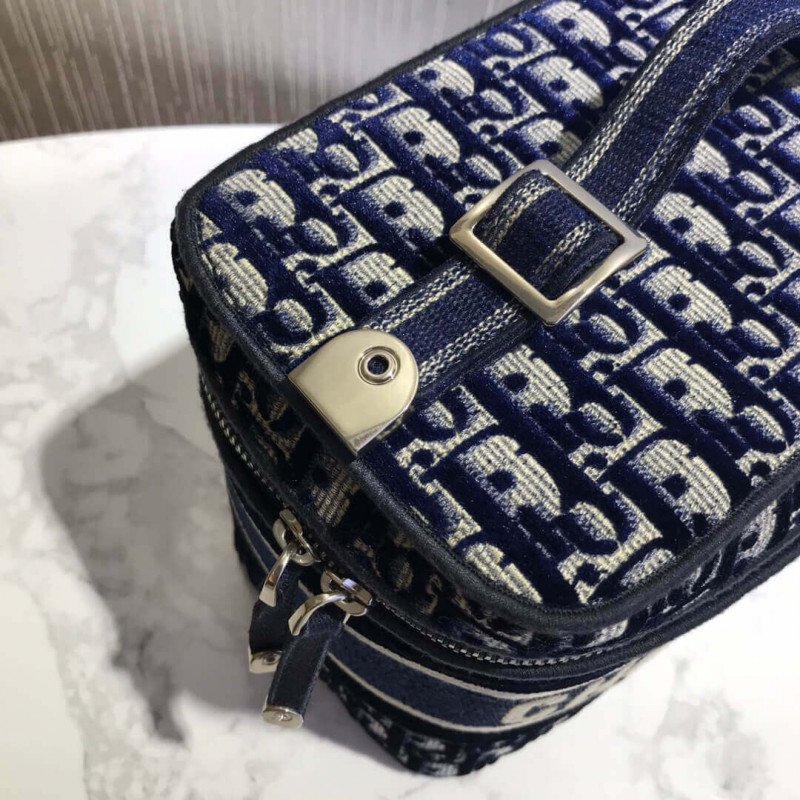Replica Dior Oblique Embroidered Velvet Diortravel Vanity Case S5480V - Image 6
