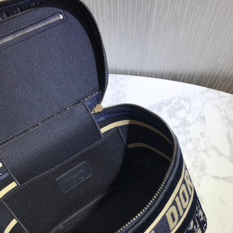 Replica Dior Oblique Embroidered Velvet Diortravel Vanity Case S5480V - Image 10