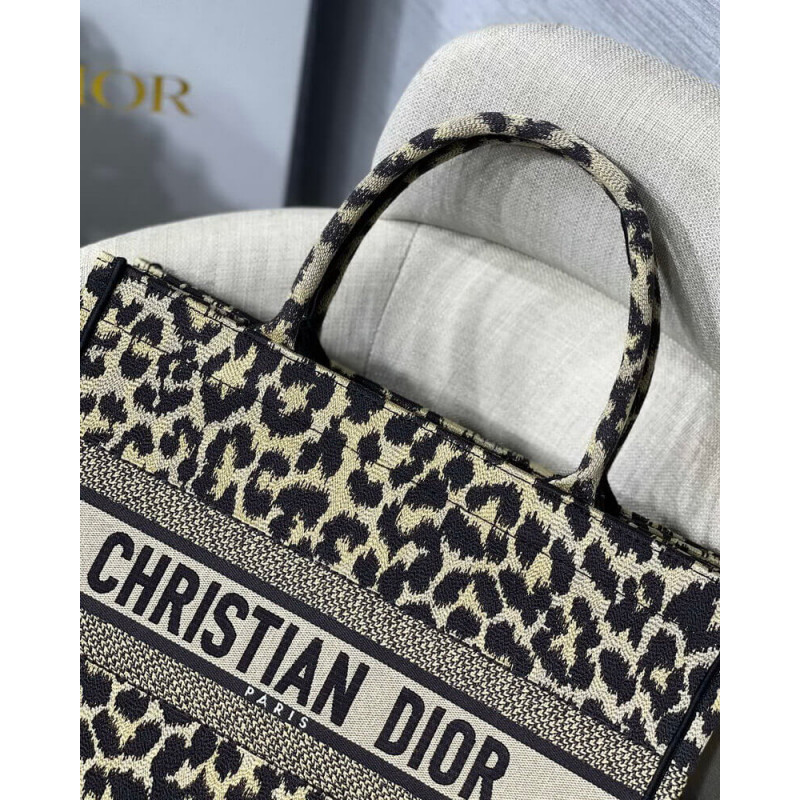 Replica Dior Small Book Tote Ricamo Mizza Beige Multicolore M1296 - Image 4