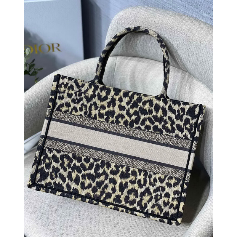 Replica Dior Small Book Tote Ricamo Mizza Beige Multicolore M1296 - Image 6