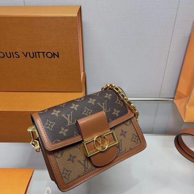 Alternative view of Replica Louis Vuitton Mini Dauphine M44580