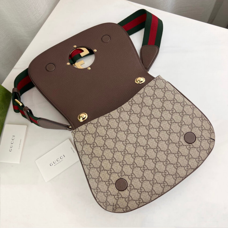 Replica Gucci Blondie Medium Shoulder Bag With Round Interlocking G 699210 - Image 12