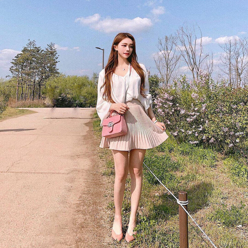 Replica Gucci Gg Marmont Top Handle Bag 22Cm 547260 - Image 2