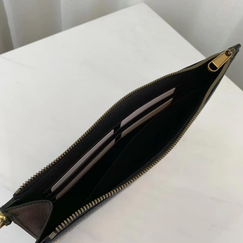 Replica Gucci Gg Wool Pouch 597627 - Image 9