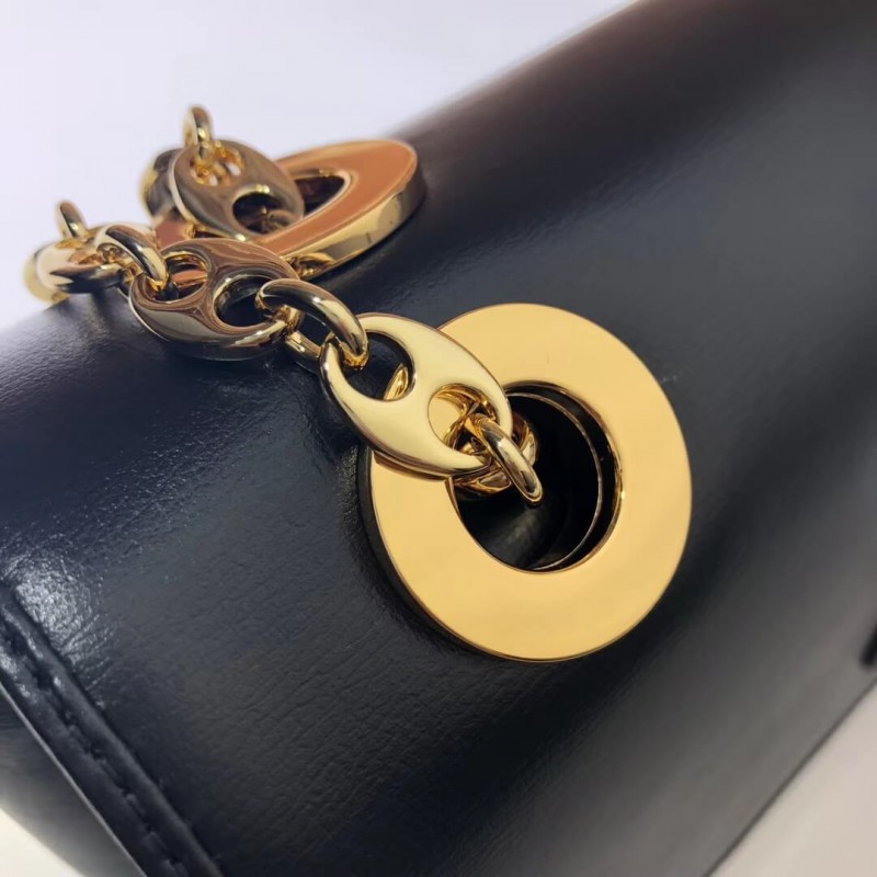 Replica Gucci Leather Small Shoulder Bag 576421 - Image 8