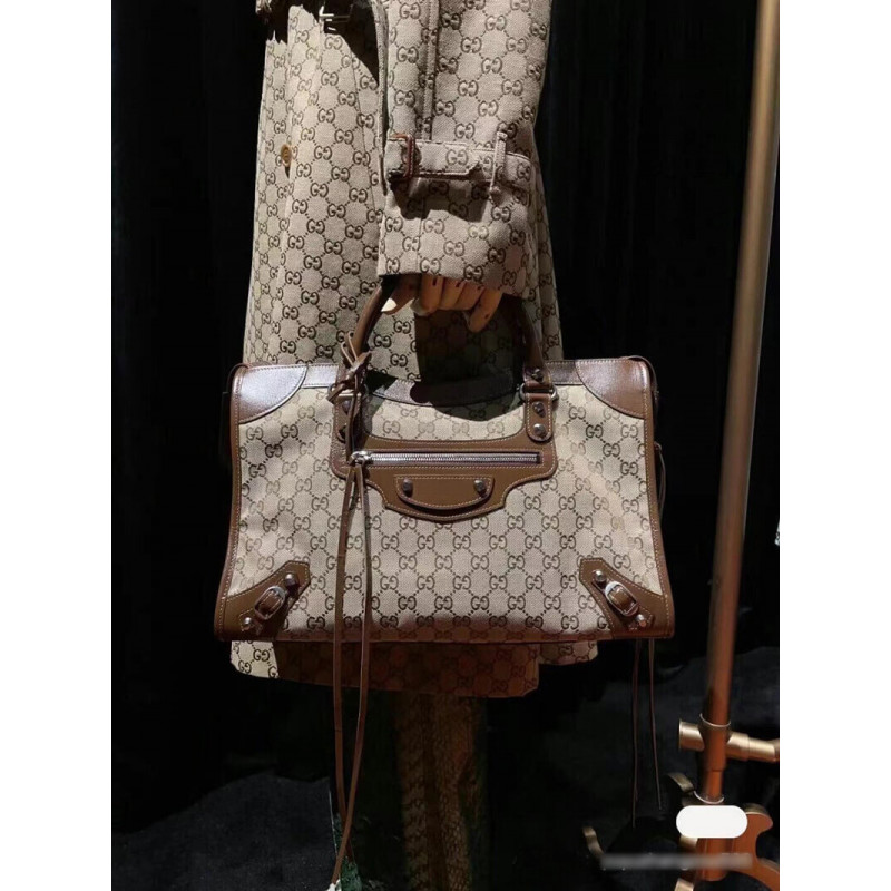 Replica Gucci X Balenciaga Gg Canvas City Bag 30Cm 658598 - Image 9