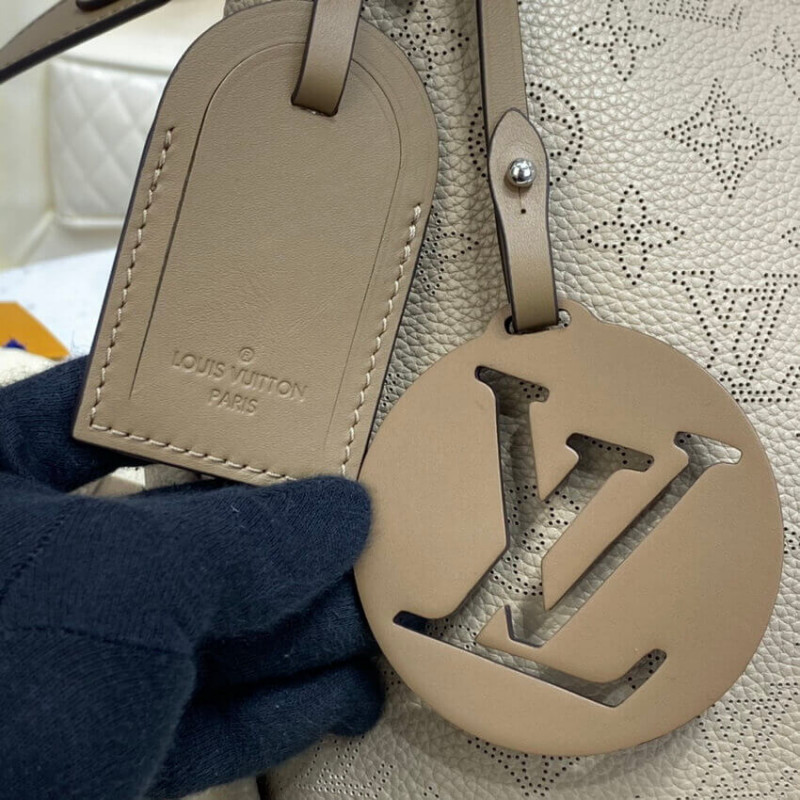 Replica Louis Vuitton Beaubourg Hobo Mm M56084 - Image 11