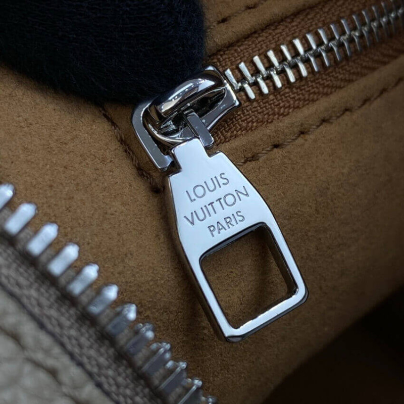 Replica Louis Vuitton Beaubourg Hobo Mm M56084 - Image 18