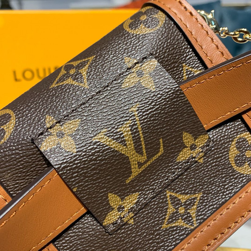 Replica Louis Vuitton Bumbag Dauphine Bb M68621 - Image 7